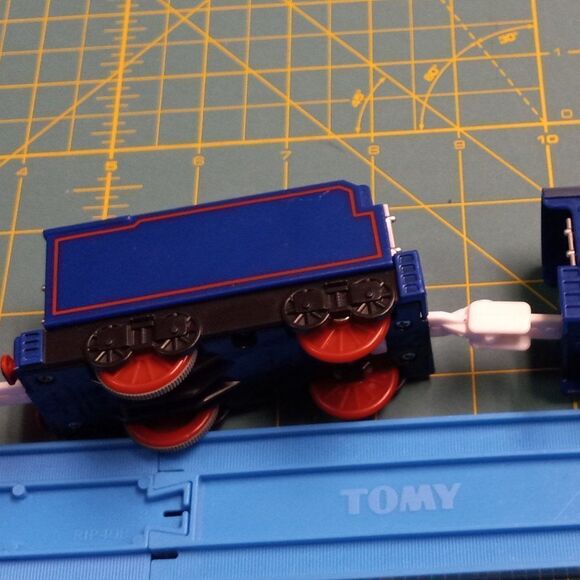 Track Master  Hank W/tender Set - Picture 4 of 8